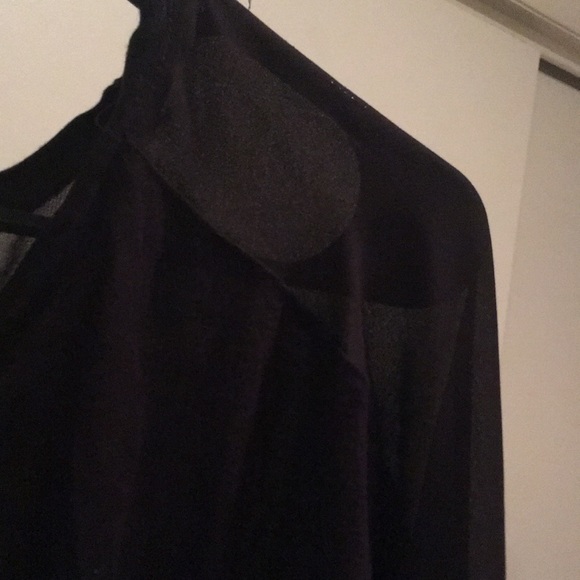 Partly Cropped Blouse - Picture 3 of 5